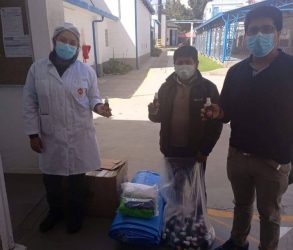 Entrega-de-material-de-donacion-a-la-actividad-Campana-de-Limpieza-Binacional-Bolivia-–Peru